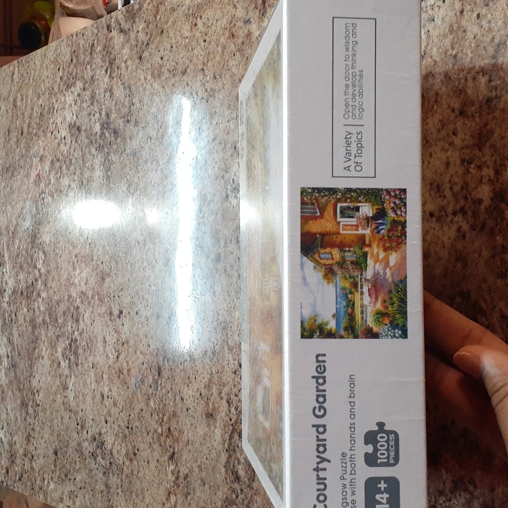COURTYARD GARDEN JIGSAW PUZZLE. 1000 PIECES - Picture 3 of 5
